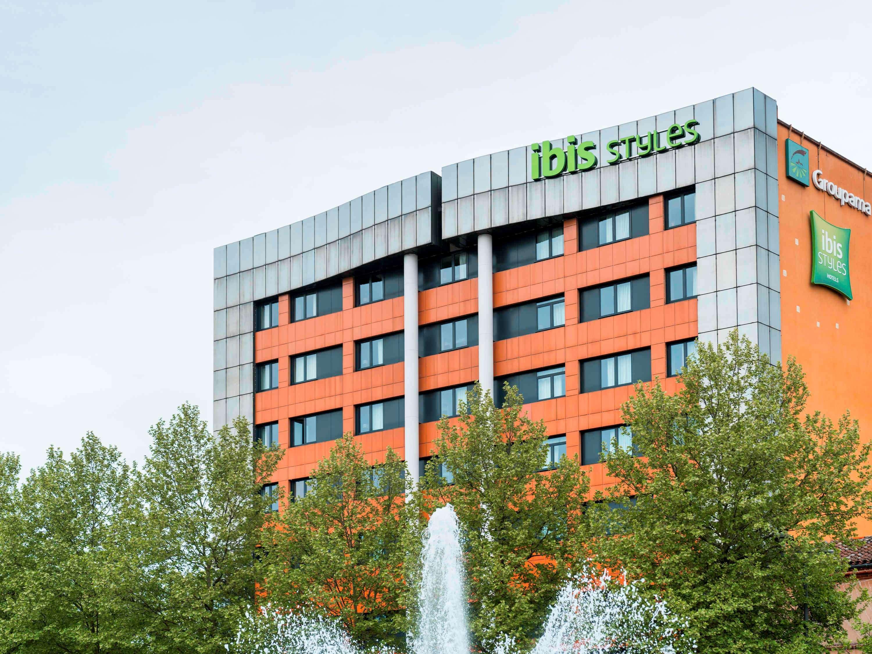 Готель Ibis Styles Albi Centre Le Theatro Екстер'єр фото