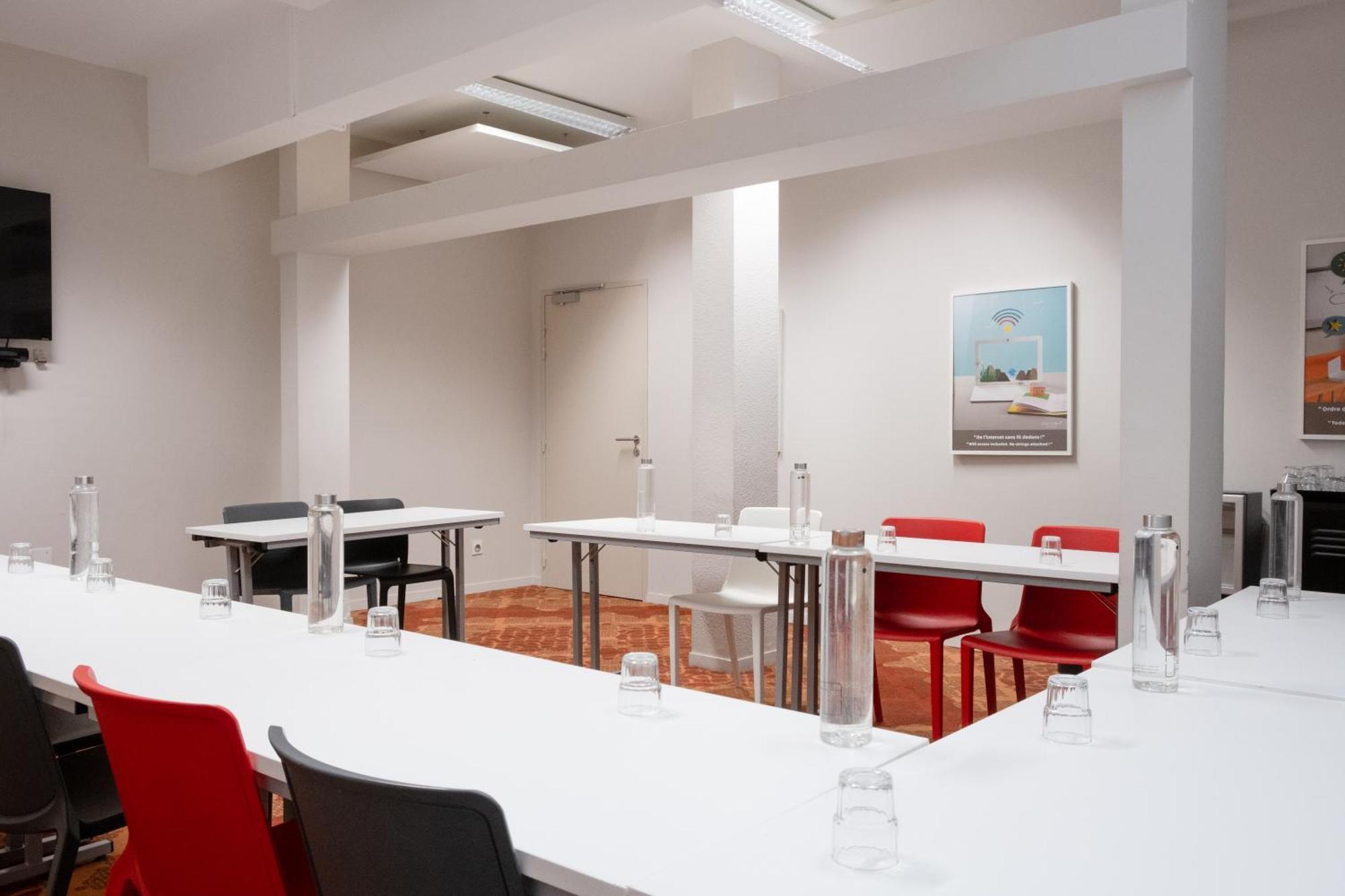 Готель Ibis Styles Albi Centre Le Theatro Екстер'єр фото