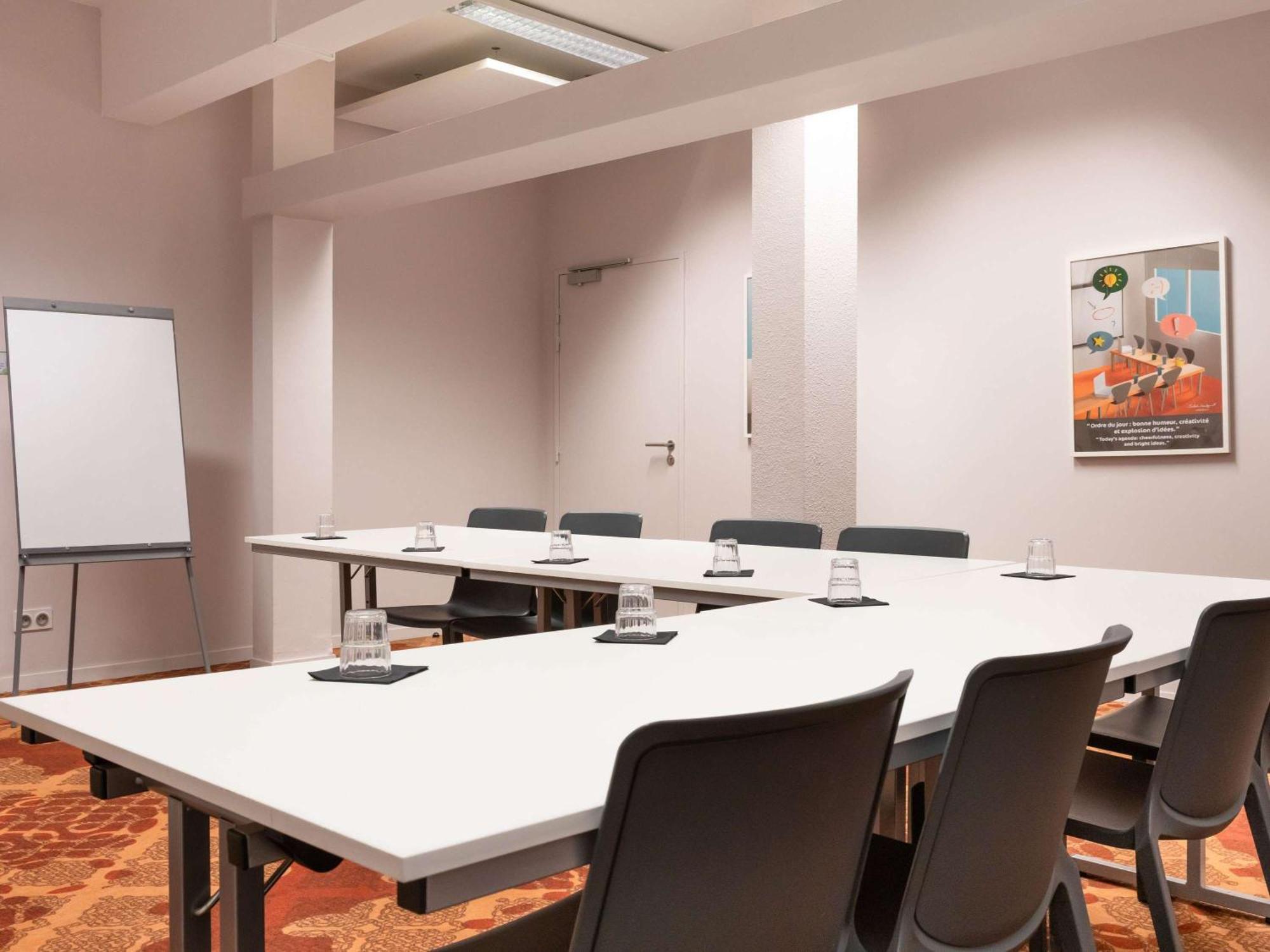 Готель Ibis Styles Albi Centre Le Theatro Екстер'єр фото