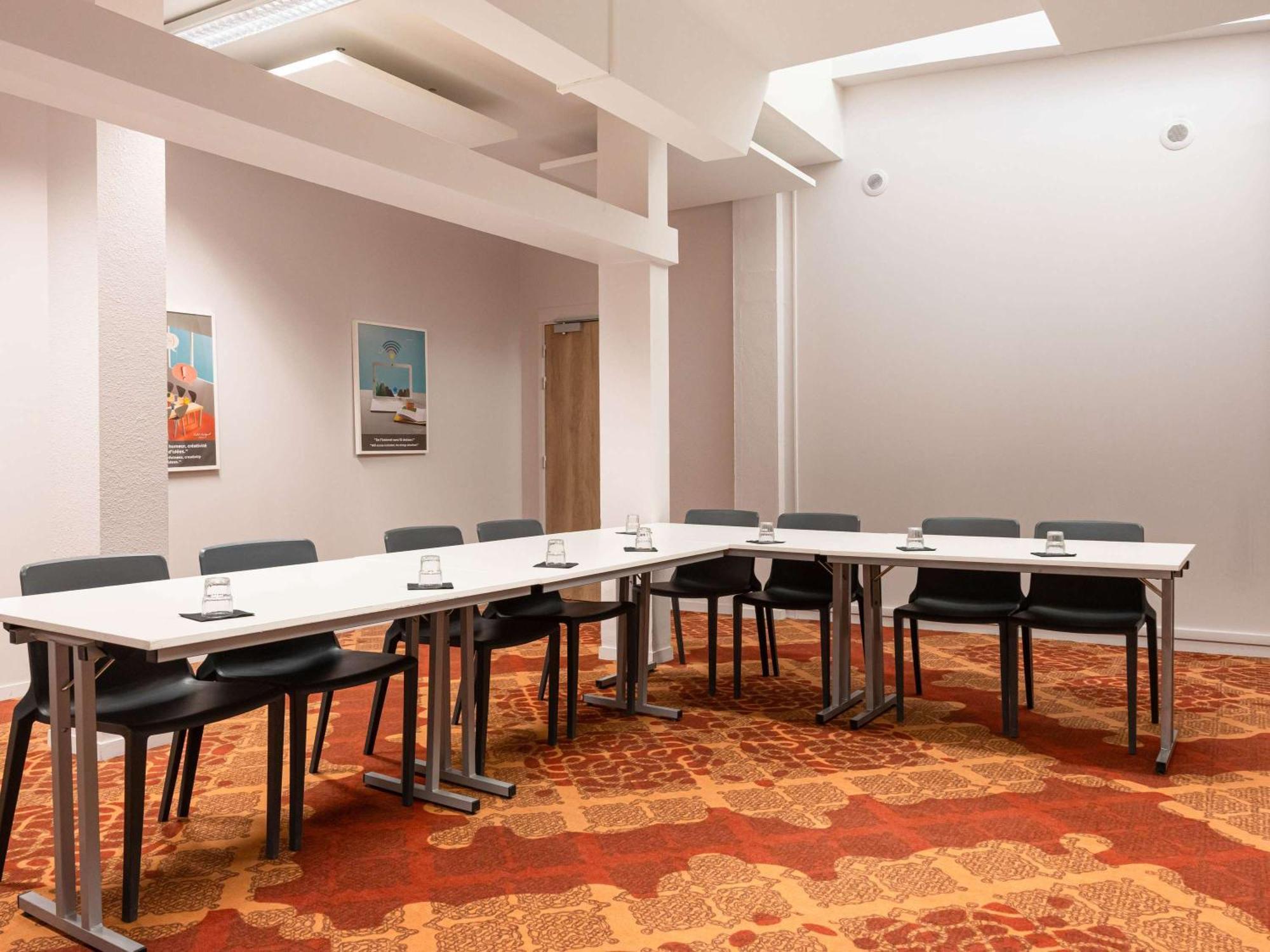 Готель Ibis Styles Albi Centre Le Theatro Екстер'єр фото